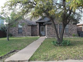 11813 James Dr, Balch Springs, TX 75180