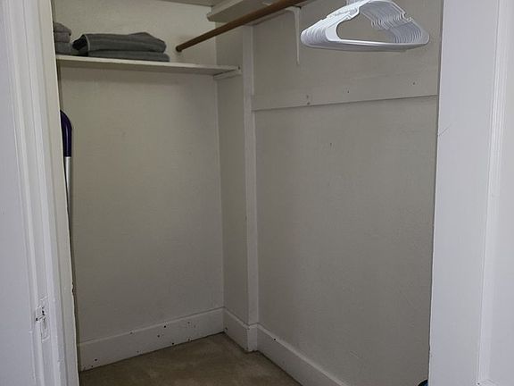 5th image of 312 N Lawler St #9