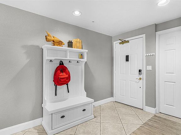 2nd image of 3020 Matecumbe Key Rd APT 106