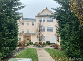 521 Plymouth Rd, North Brunswick, NJ 08902