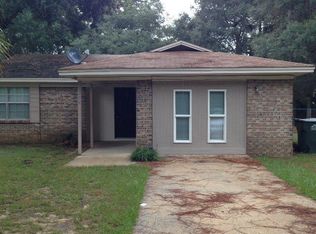 5756 Jones St, Milton, FL 32570