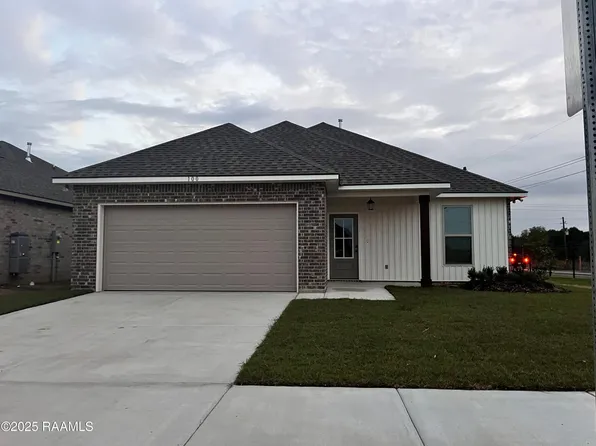 100 Tatum Ln, Youngsville, LA 70592