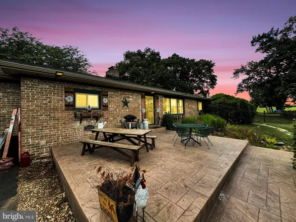 205 E Telegraph Rd, Airville, PA 17302