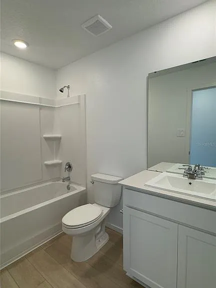 831 Lynx — Photo 18