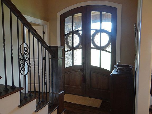 3rd image of 1523 Bradshaw Blvd