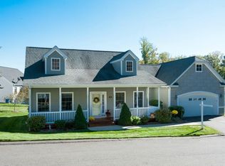 59 Buttonwood Rd #32, Hebron, CT 06248