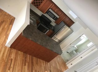 5 Spring St APT B, Newmarket, NH 03857