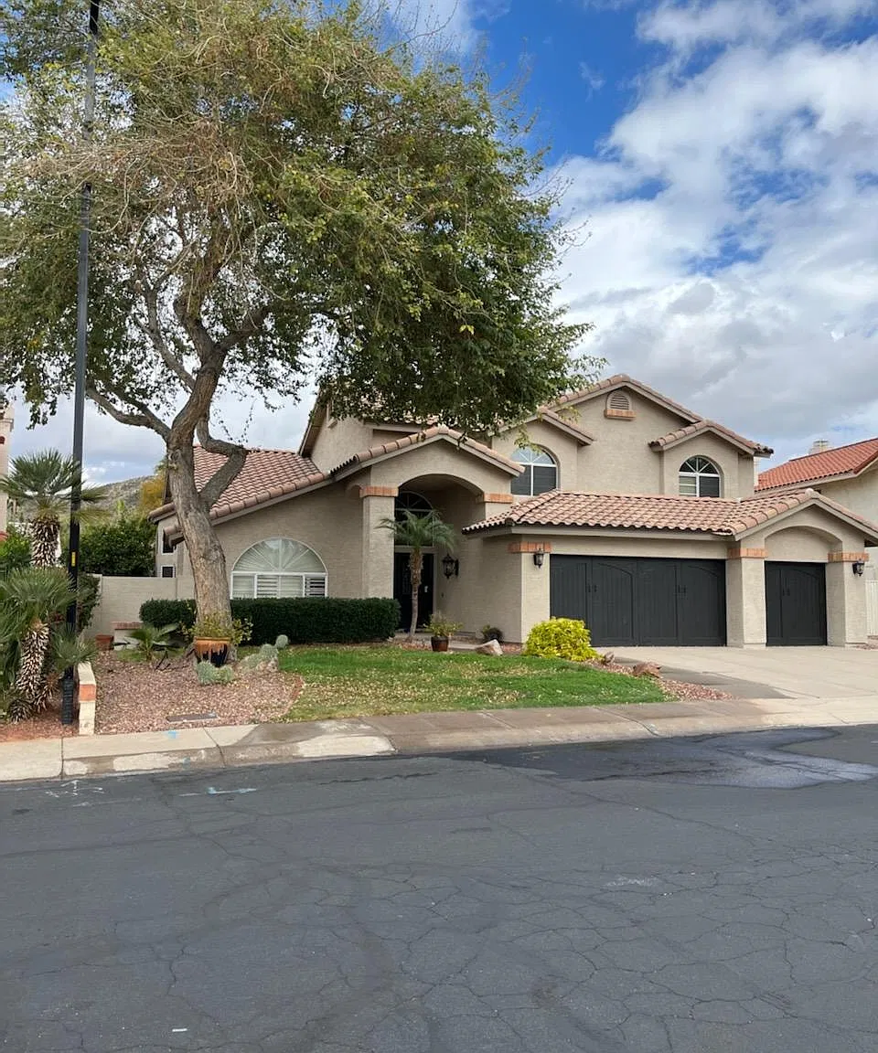 4 bed, 2982 sqft, $3,195 — Photo 1