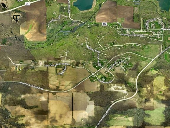 10 minutes from town