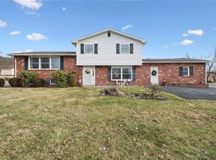 140 Possum Hollow Rd, Greensburg, PA 15601
