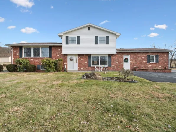 140 Possum Hollow Rd, Greensburg, PA 15601