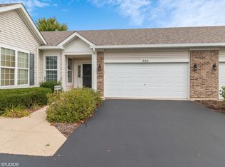 660 S Cadillac Cir, Romeoville, IL 60446