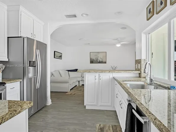 5220 NE 26th Ave, Fort Lauderdale, FL 33308