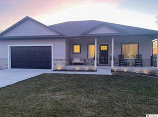 15559 E St, Roca, NE 68430