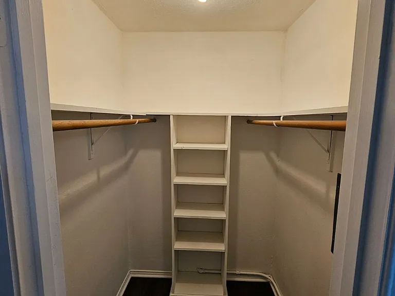 7903 Meadow Park Dr #103 — Photo 12