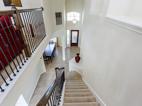4th image of 1914 Amber Trail Ln