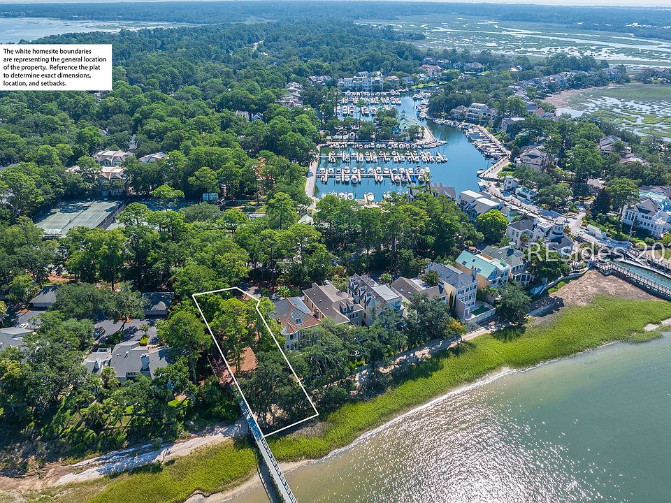 1st image of 10 Reef Club