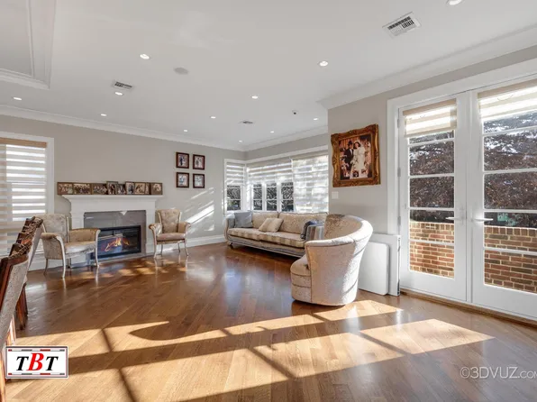 2107 Avenue N image 14 of 58