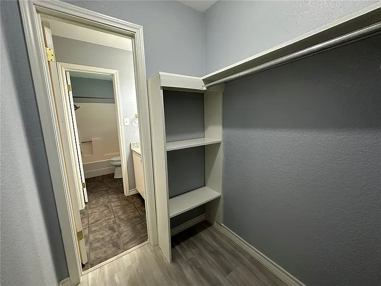 2201 Timberline Dr — Photo 18