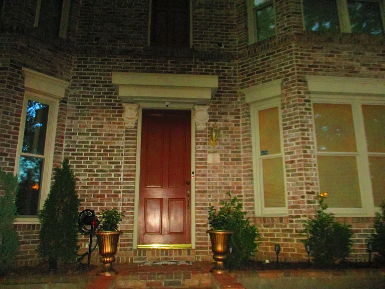 56 W Calhoun Ave — Photo 25