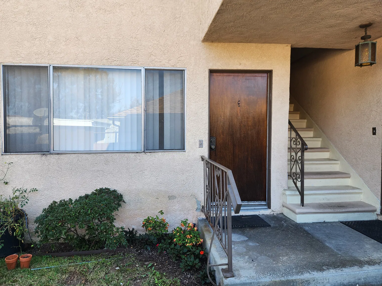2 bed, 850 sqft, $2,850 — Photo 2