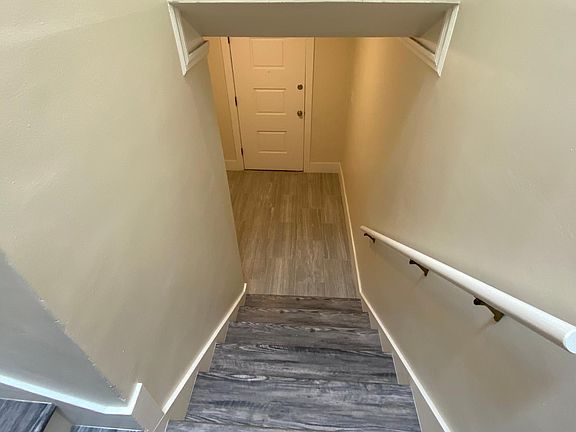 4th image of 228 Cotter St
