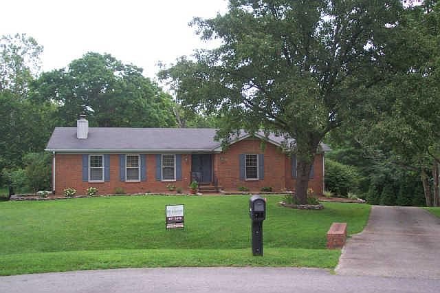 1st image of 401 Hermitage Dr