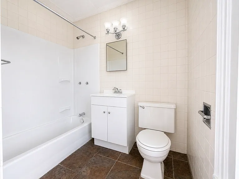 123 Park Ave #9 — Photo 4