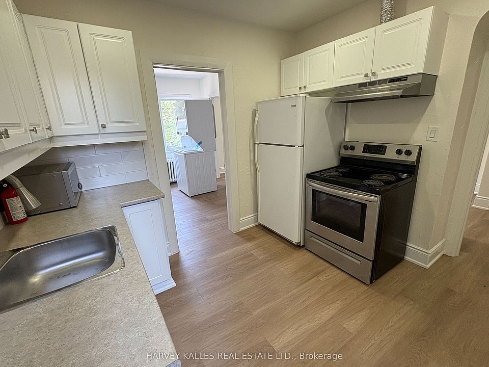 2nd image of 1611 Bayview Ave #A