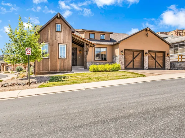 2075 Two Wood Dr, Grand Junction, CO 81507