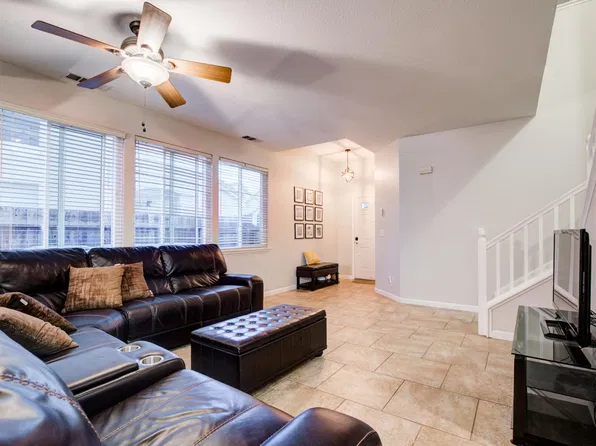 1031 Syracuse Cir, Vacaville, CA 95687
