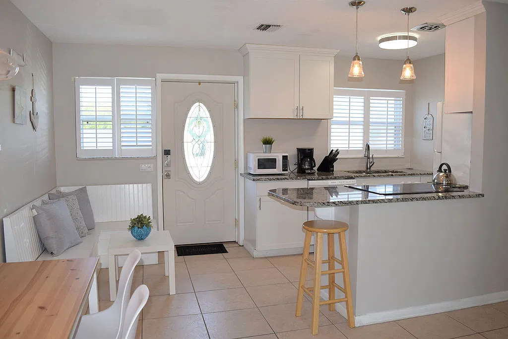 1 bed, 583 sqft, $1,700 — Photo 2