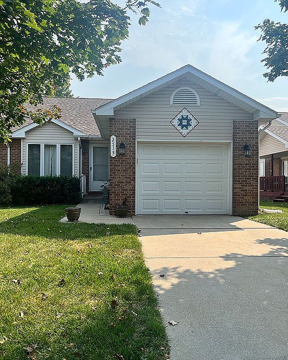 1st image of 2515 Hollyhock Cir #15