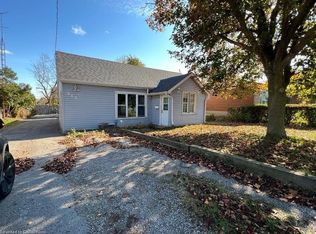 643 W 5th St, Hamilton, ON L9C 3R1