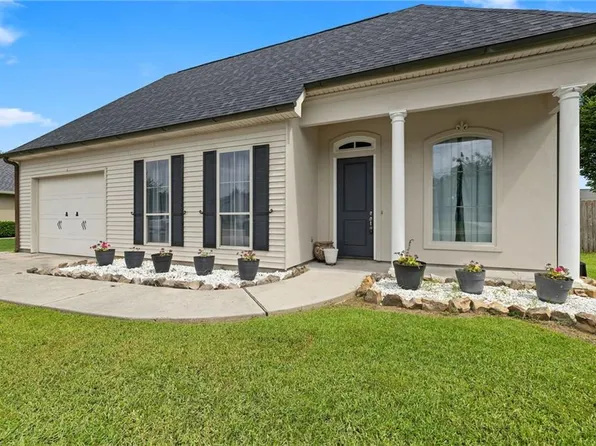 28479 Twilight Dr, Ponchatoula, LA 70454