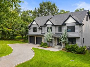 100 Louville Ave, Park Ridge, NJ 07656