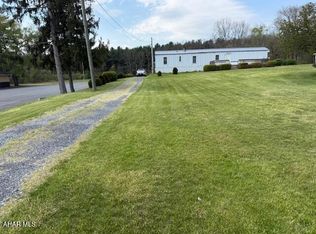 3890 Pitt St, Schellsburg, PA 15559