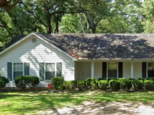 8261 Pinebough Ave, Mobile, AL 36695