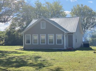 3062 Dover Rd, Woodlawn, TN 37191