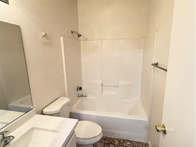 7241 Indian Creek Ln #201 — Photo 17