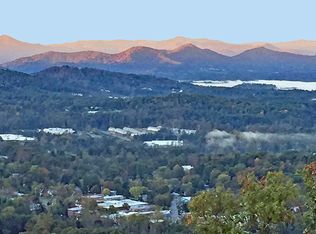 138 Fortress Rdg, Weaverville, NC 28787