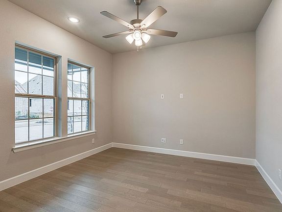 The Mandolyn - Study