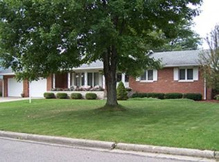68 Renfrew Dr, Shelby, OH 44875
