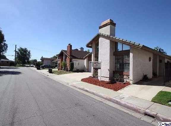 2nd image of 1117 S Bender Ave