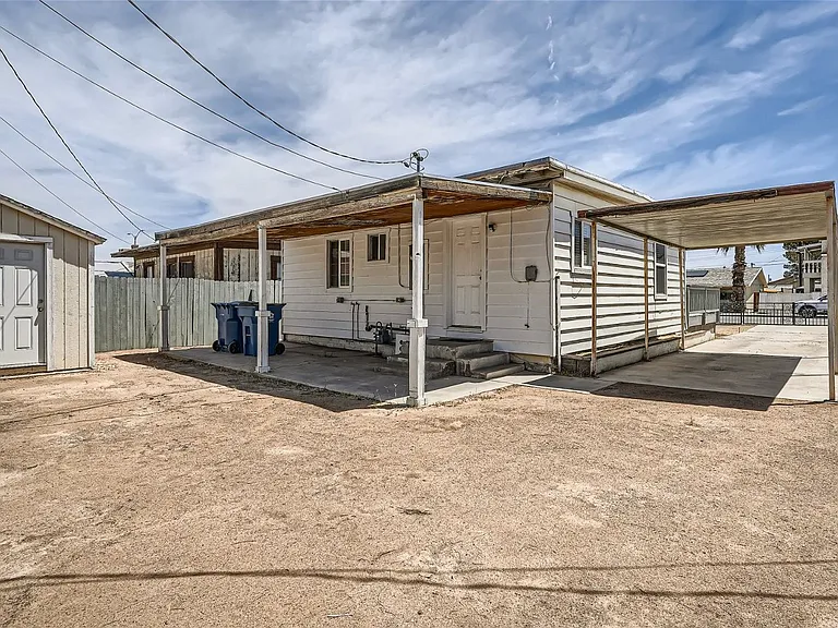 1933 Allen Ave — Photo 11