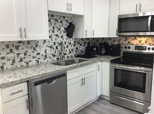 1318 NW 42nd St, Miami, FL 33142