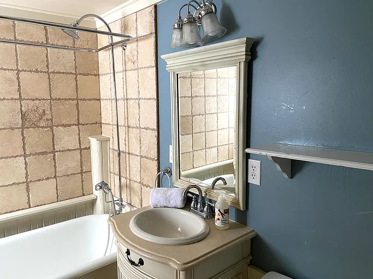 109 Woodside Ave — Photo 17