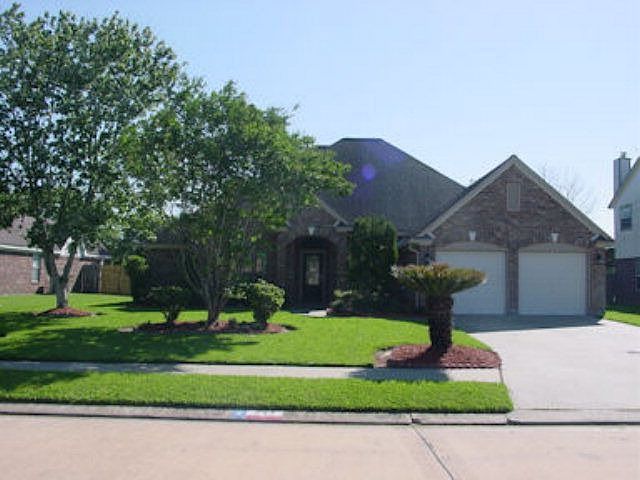 1st image of 247 Plum Cir