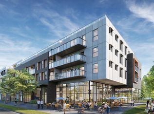 263 W 49th Ave #421, Vancouver, BC V5Y2Z8