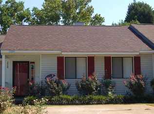 352 Somerset Dr, Warner Robins, GA 31088